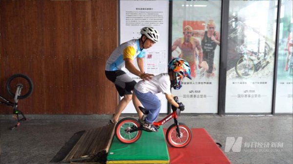 交易计划 骑行热助力滑步车升温，儿童运动新宠怎样传递“骑士精神”？