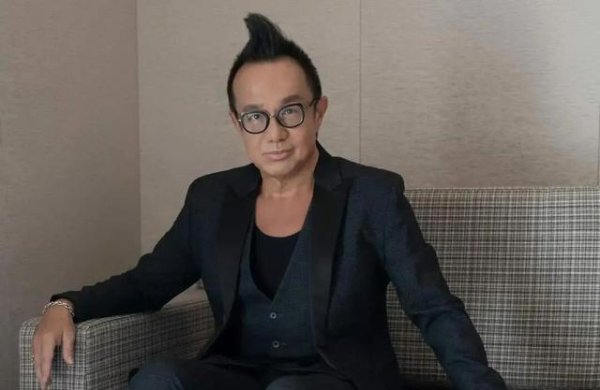 音乐人黄大炜去世，代表作《你把我灌醉》《让每个人都心碎》