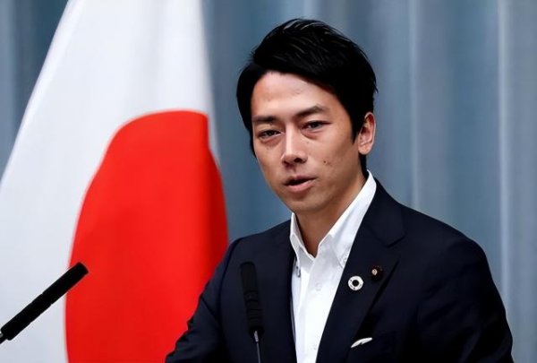 日本抗议两天也没用，中国反制打中军工七寸，小泉急也没辙